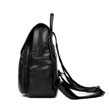 Load image into Gallery viewer, High Quality Leather Vintage Backpack